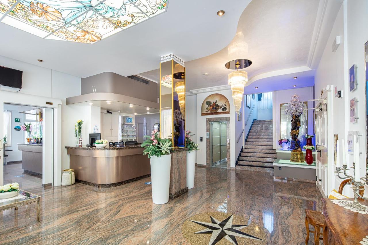 Hotel Alexander Бибионе Экстерьер фото